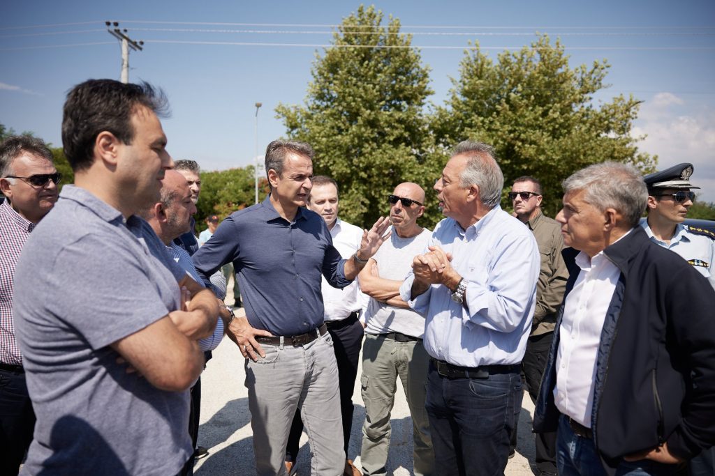 Κακοκαιρία Daniel: «Θα κάνουμε ό,τι χρειάζεται» είπε ο Μητσοτάκης στους δημάρχους της Θεσσαλίας