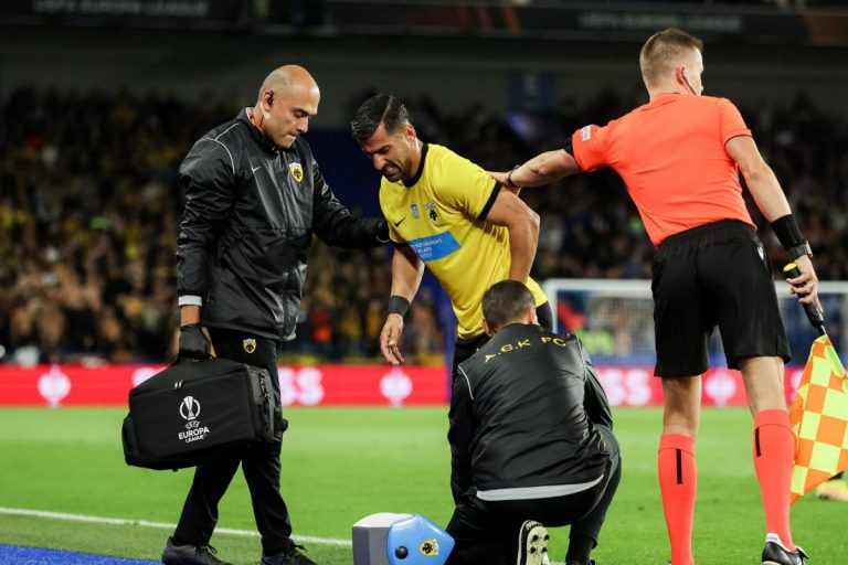 Τραυματίστηκε ο Χατζισαφί – Αποχώρησε με φορείο ο Ιρανός αμυντικός