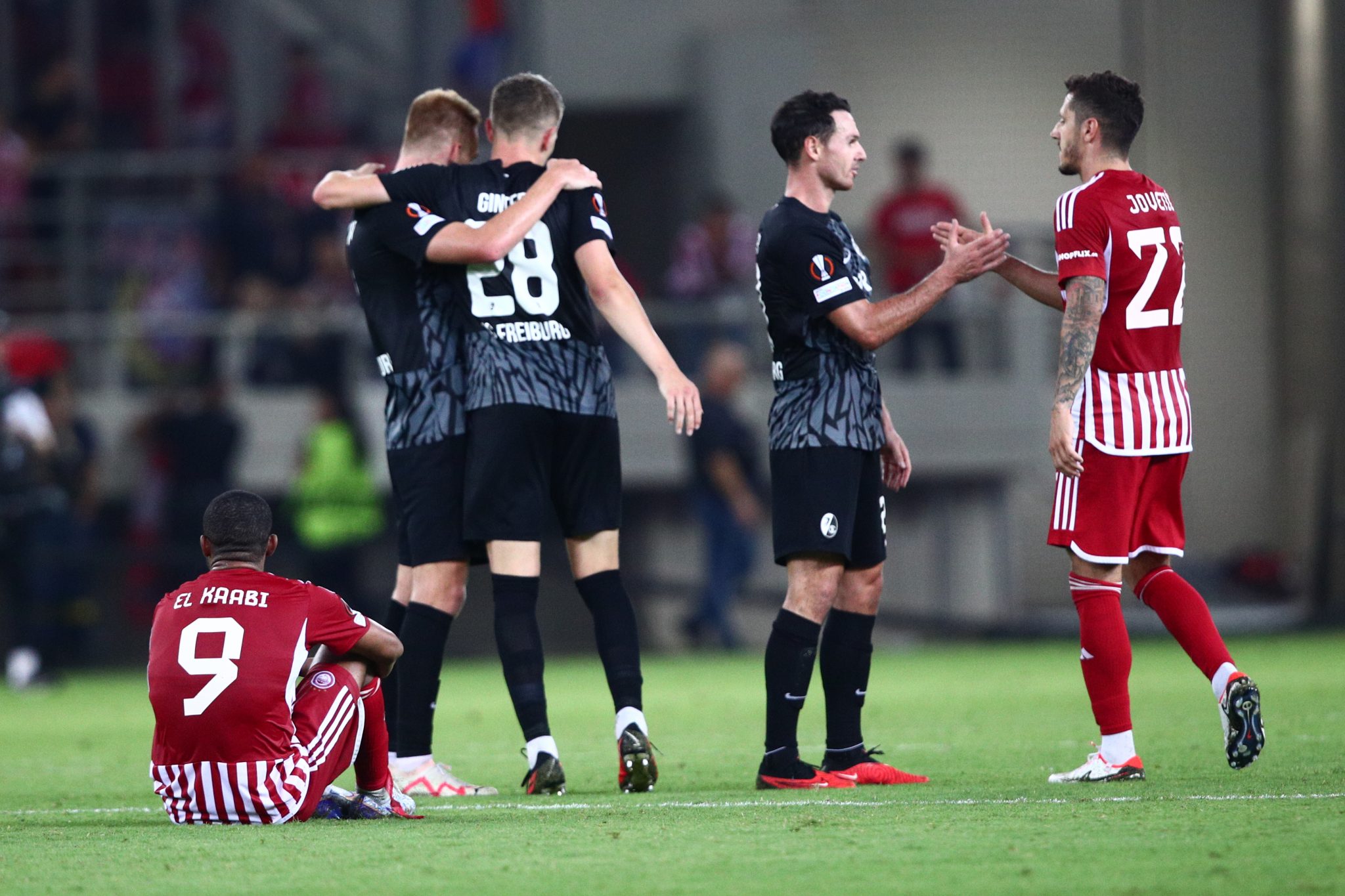 Η μεγάλη διαφορά της Φράιμπουργκ με Μπράιτον και Βιγιαρεάλ