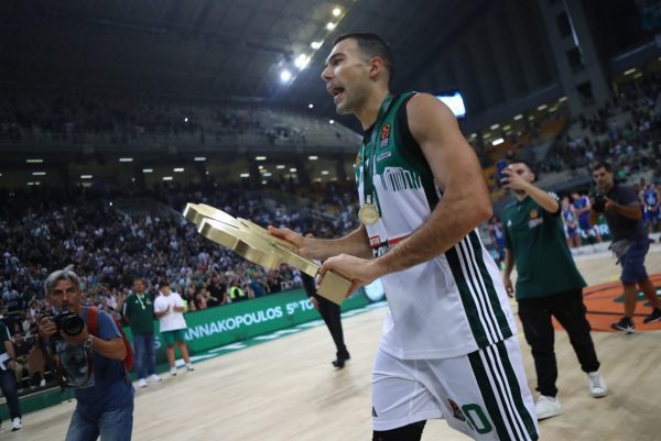 Ανυπομονεί ο Σλούκας… (vid)