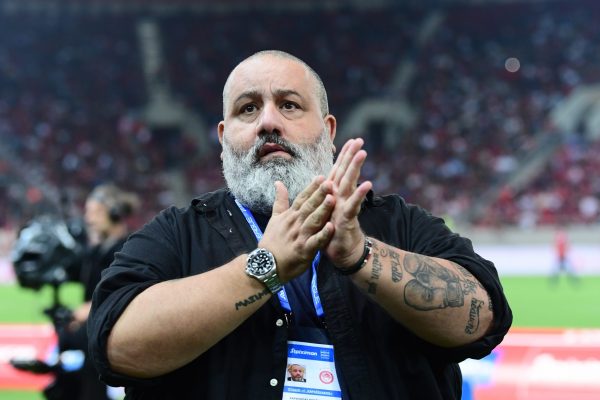 Καραπαπάς: «Πόσο ξεφτίλες; Πόσο;»