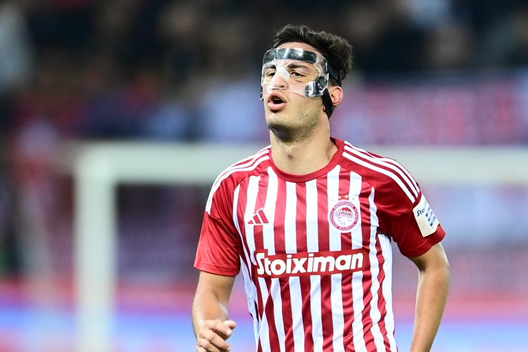 Εσε: «Με βοήθησαν όλοι στον Ολυμπιακό»