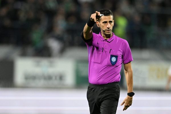 Όργια Ευαγγέλου στην Τρίπολη: Έδωσε πέναλτι ένα μέτρο έξω από την περιοχή – Πέρασε ο Παναθηναϊκός (1-4)