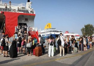 Ακτοπλοΐα: Η Αθήνα μετακόμισε στα νησιά – Ρεκόρ επιβατών στα λιμάνια [πίνακες]
