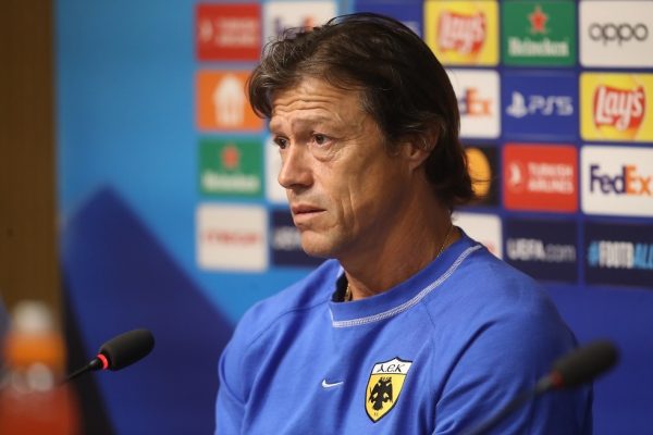 Ο διπλός «πονοκέφαλος» του Αλμέιδα ενόψει Ολυμπιακού