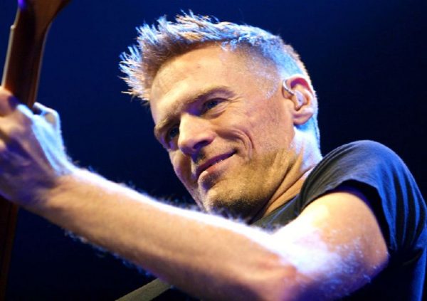 Bryan Adams – Η Ελλάδα, πρώτος σταθμός της ευρωπαϊκής του περιοδείας