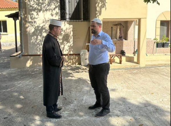 Υπουργείο Παιδείας: Καταδικάζει τον βανδαλισμό του τεμένους στο Πίλημα Ξάνθης