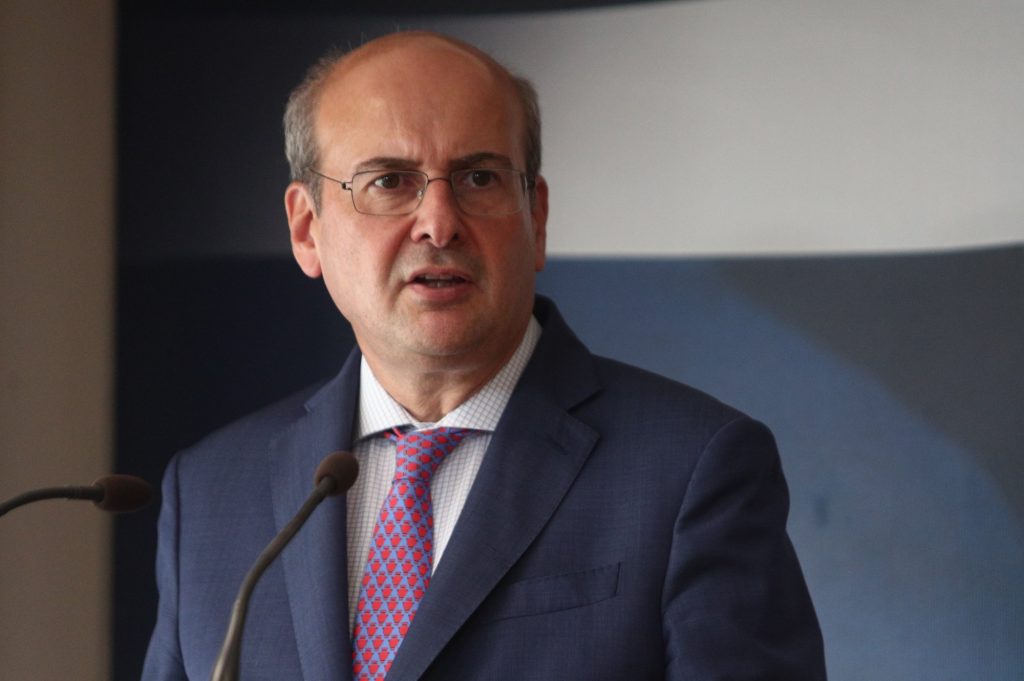 Κωστής Χατζηδάκης: Έρχεται νομοσχέδιο για τη φορολόγηση των ελευθέρων επαγγελματιών