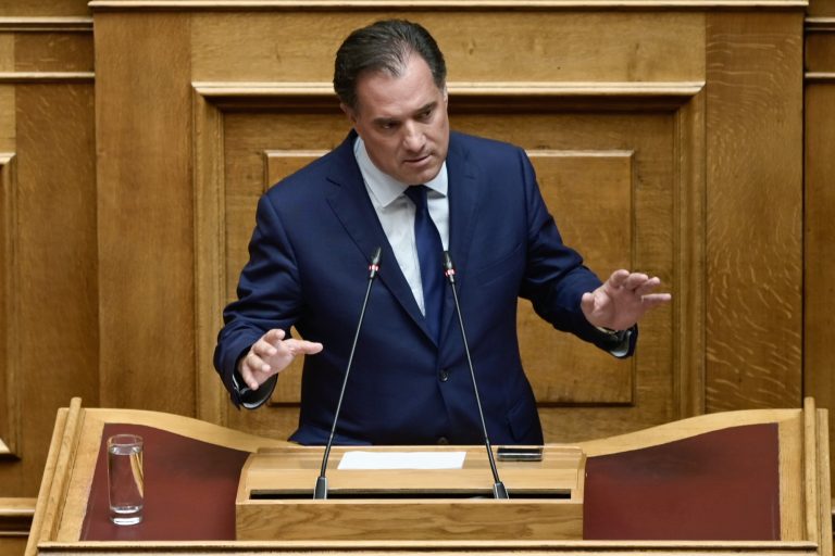 Ο Άδωνις, το κατασκοπευτικό θρίλερ και η fake δωροδοκία