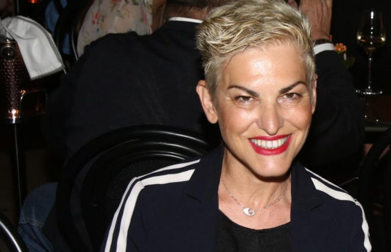 Συγκλονίζει η Ελένη Ψυχούλη για την κακοκαιρία Daniel: «Αγκαλιαζόμαστε και δακρύζουμε»