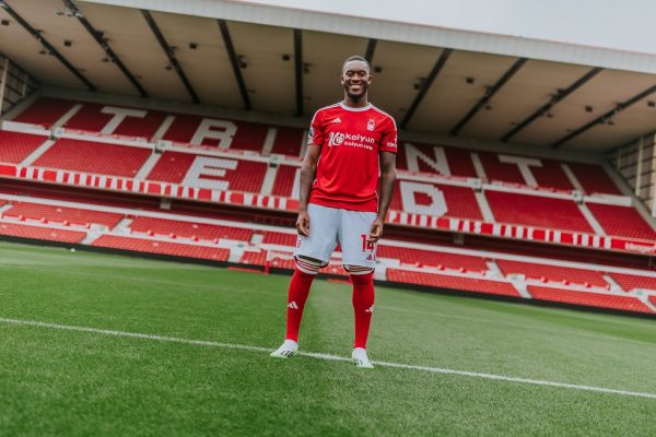 Ανακοίνωσε Χάντσον-Οντόι, Ταβάρες και Ντομίνγκες η Νότιγχαμ