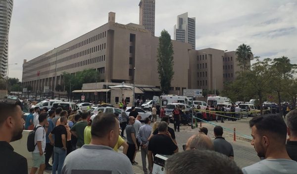 Τουρκία: Πυροβολισμοί έξω από τα δικαστήρια της Σμύρνης – Ένας νεκρός και τρεις τραυματίες