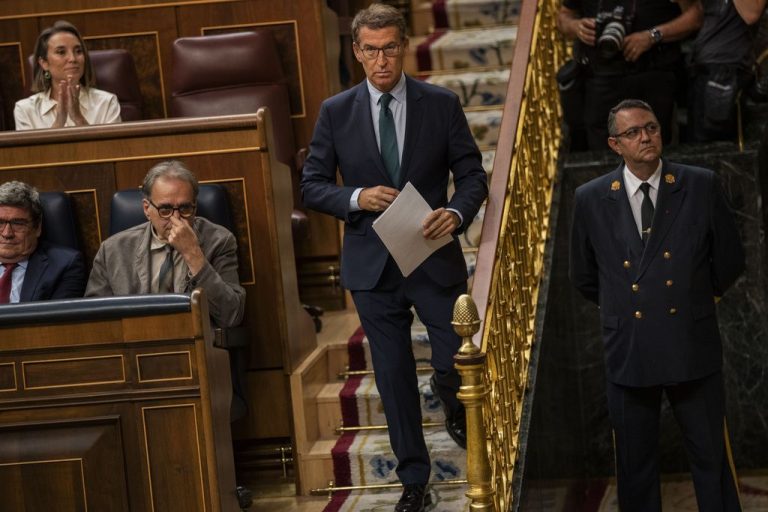 Ισπανία: Δεν πήρε ψήφο εμπιστοσύνης ο Φεϊχό – Ανοίγει ο δρόμος για κυβέρνηση Σάντσεθ