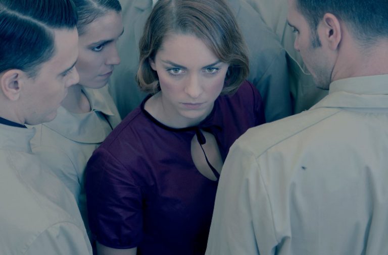 Η Γιούλικα Σκαφιδά αποκάλυψε το φύλο του μωρού της στην Ελένη Μενεγάκη