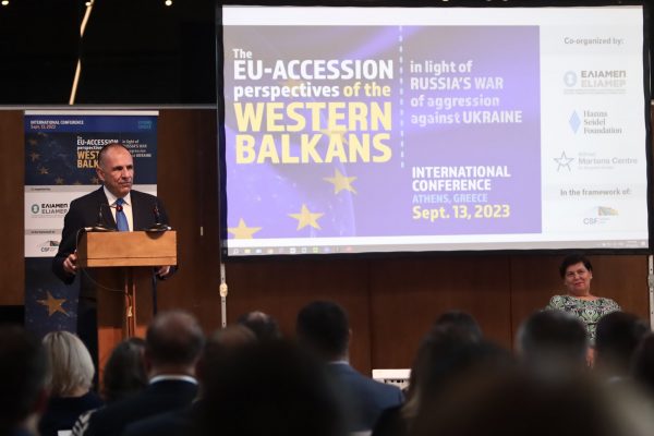 Γεραπετρίτης: Υψίστης σημασίας η ευρωπαϊκή προοπτική των Δυτ. Βαλκανίων – Το μήνυμα στην Αλβανία