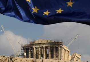JP Morgan: Τριπλή επενδυτική βαθμίδα για την Ελλάδα έως το τέλος του 2023 – Αναμονή στα ομόλογα
