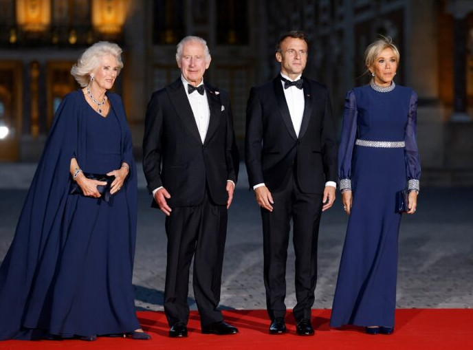 Βασίλισσα Καμίλα: Σε αγώνα πινγκ πονγκ με την Μακρόν