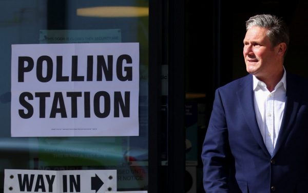 Κιρ Στάρμερ, ο «κληρονόμος» του Τόνι Μπλερ αναζητά ξανά τον Τρίτο Δρόμο