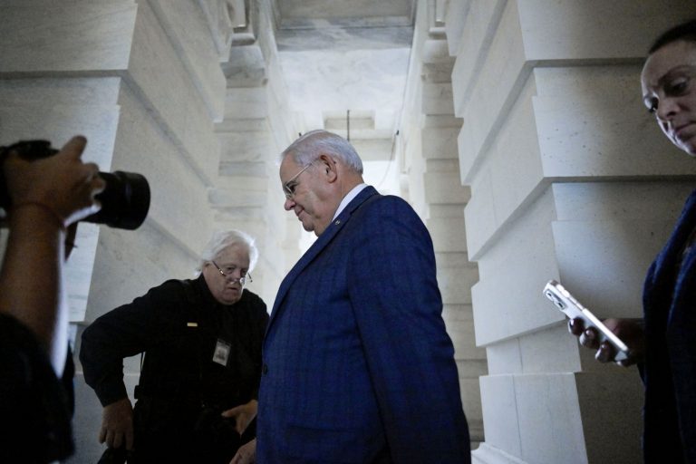 Σε εγρήγορση το ελληνικό λόμπι