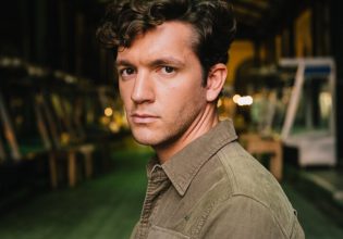 Μιχαήλ Ταμπακάκης: Στον ρόλο του ιππότη στα Ζουζούνια πριν 15 χρόνια