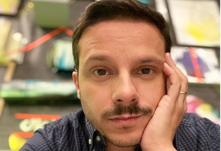 Δημήτρης Μακαλιάς: «Είναι πολύ τιμητικό να είμαι δίπλα στην Μπέττυ Μαγγίρα»