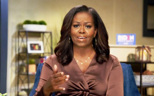 Μισέλ Ομπάμα: Μίλησε μία ώρα σε συνέδριο και πληρώθηκε 700.000 ευρώ