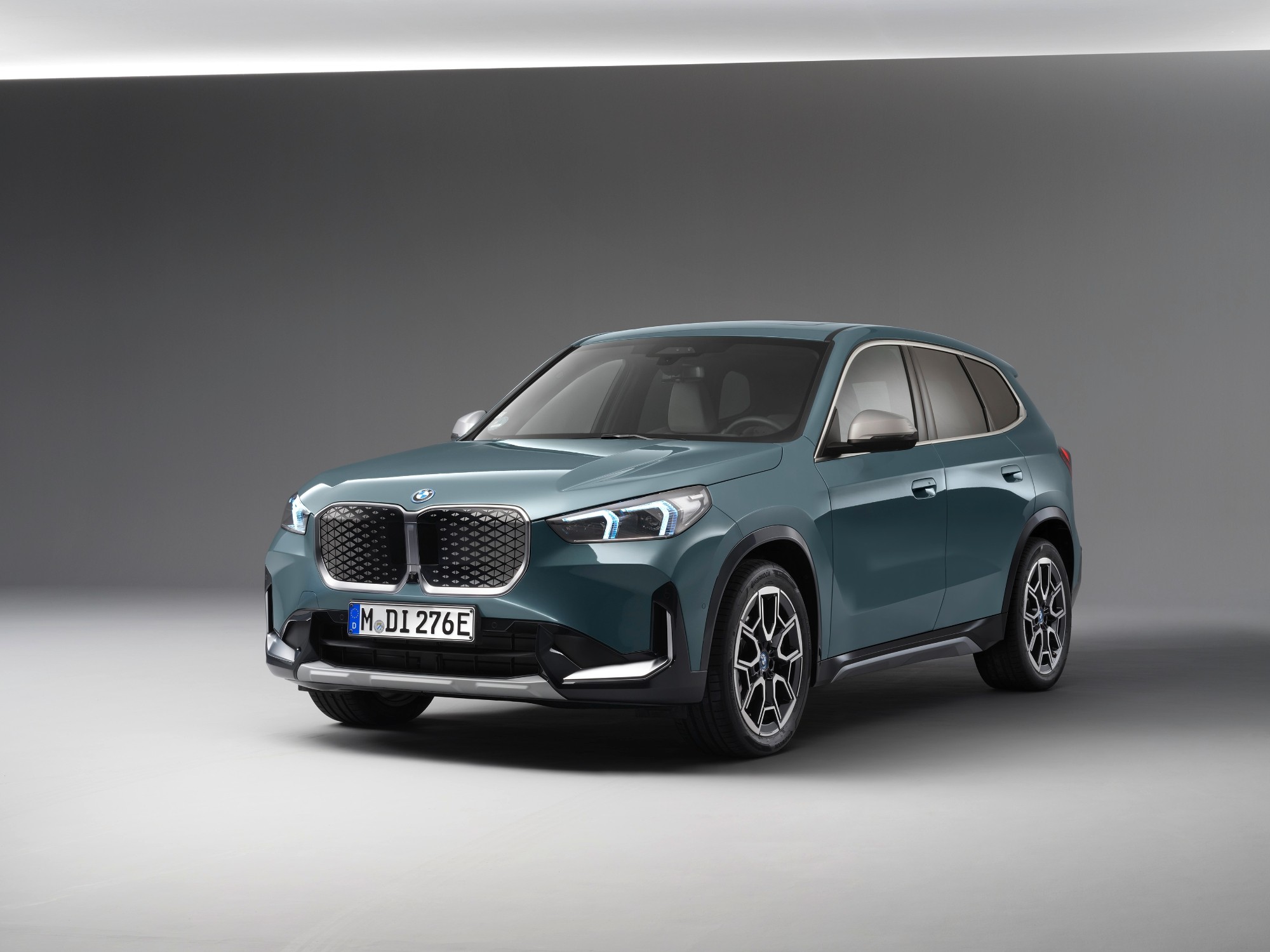 BMW iX1: Επί νέας ηλεκτρικής βάσης