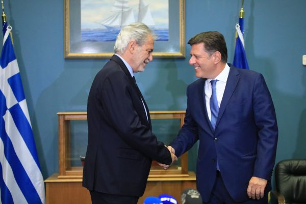 Υπουργείο Ναυτιλίας: Παρέλαβε από τον Βαρβιτσιώτη ο Στυλιανίδης – «Η εικόνα της Ελλάδας προς τα έξω»