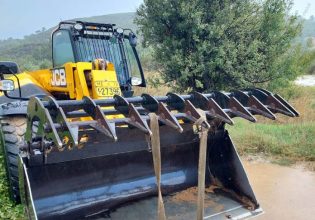 Κακοκαιρία Elias: Φούσκωσε το μεγάλο ρέμα Ραφήνας – Απεγκλωβίστηκαν οδηγοί