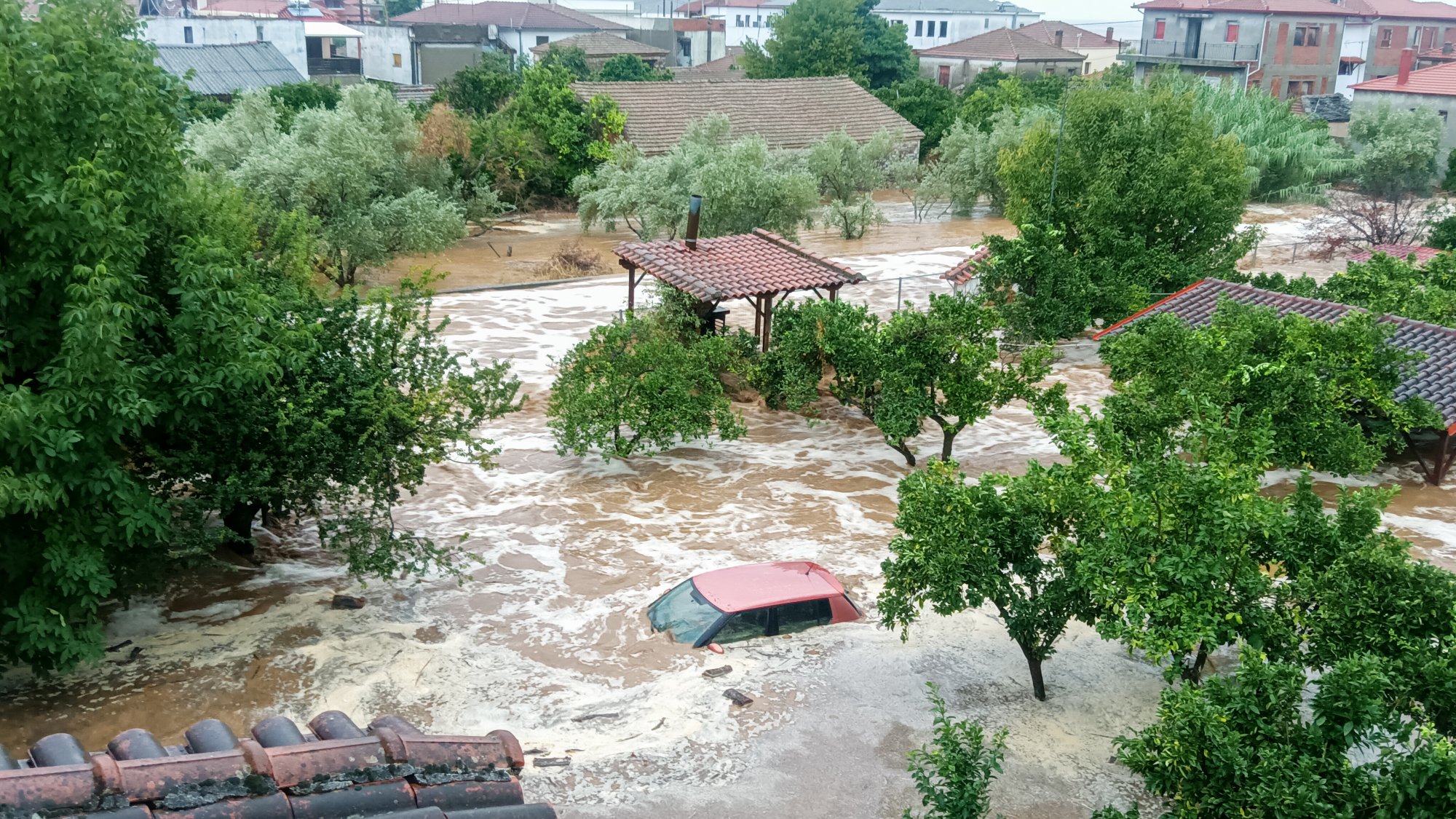Κακοκαιρία Daniel: Πού θα πέσουν ισχυρές βροχές τις επόμενες ώρες - Συναγερμός για πλημμυρικά φαινόμενα
