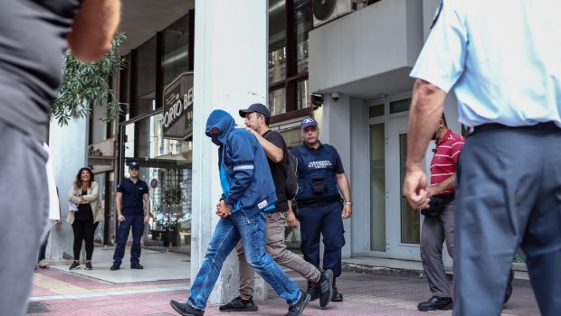 Αναλαμβάνει την ευθύνη ο ύπαρχος - Ολοκληρώθηκαν οι απολογίες για τη δολοφονία του 36χρονου | in.gr