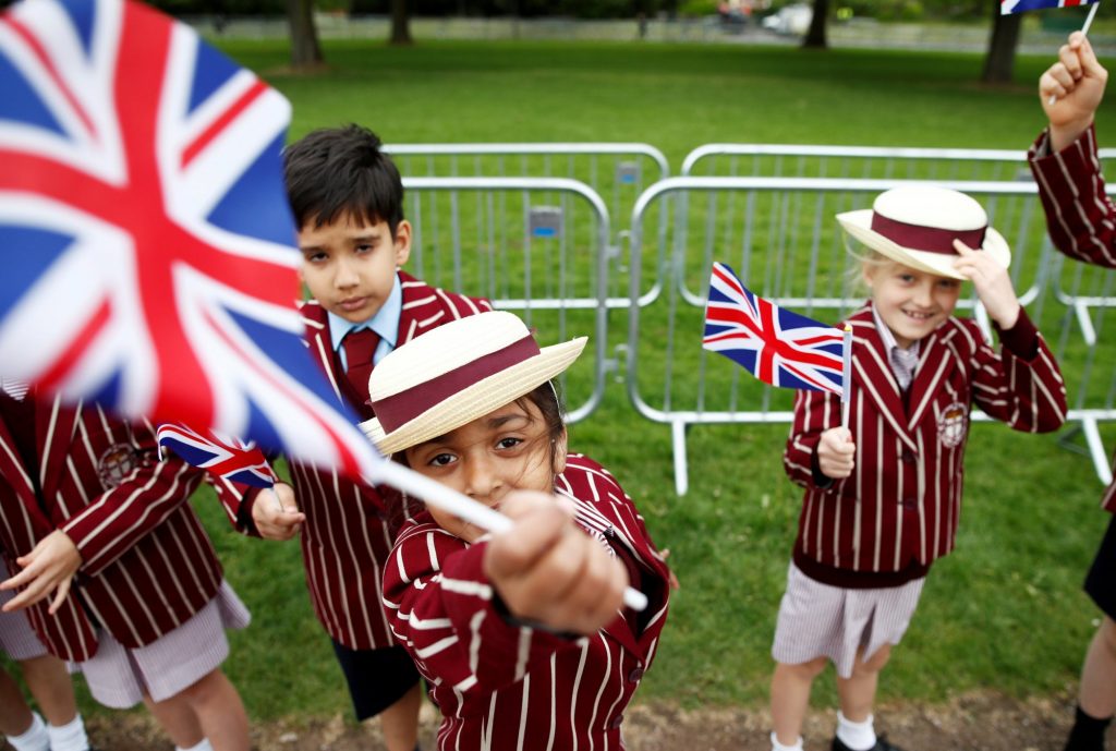 Οι «αγνοούμενοι» μαθητές της Βρετανίας