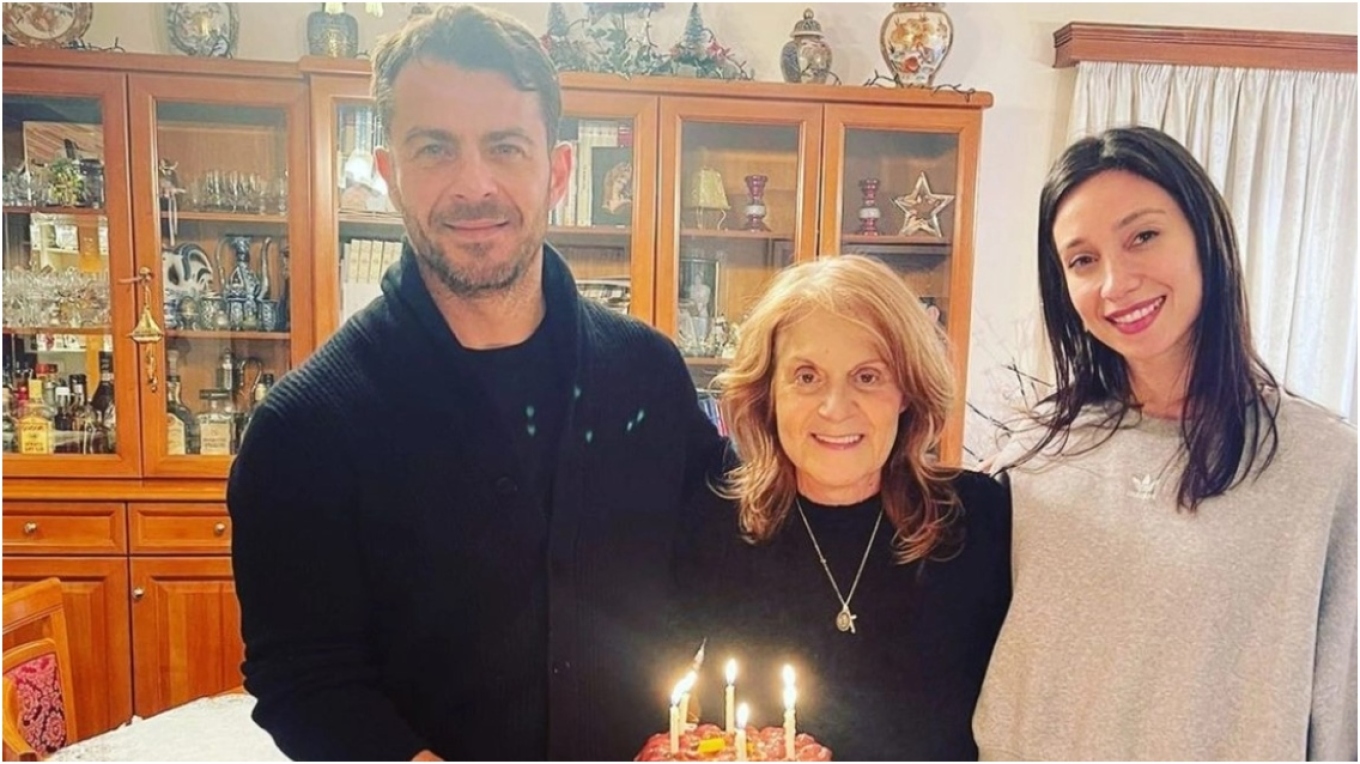 Γιώργος Αγγελόπουλος: Γροθιά στο στομάχι το αντίο της Δήμητρας Βαμβακούση στη μητέρα του