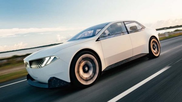 ΒΜW Vision Neue Klasse: Νέα τάξη –ηλεκτρικών– πραγμάτων