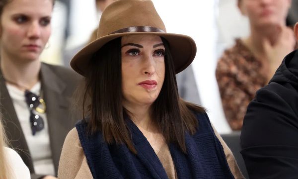 Ιωάννα Παλιοσπύρου: «Είναι αδύνατο να πιστέψω όλο αυτό που έχει συμβεί»