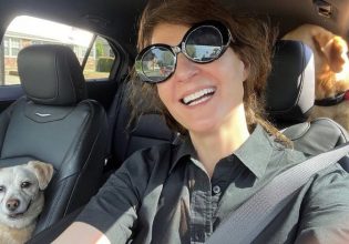 Νία Βαρντάλος: «Πολύ άσχημη για πρωταγωνίστρια και όχι αρκετά χοντρή για περσόνα»