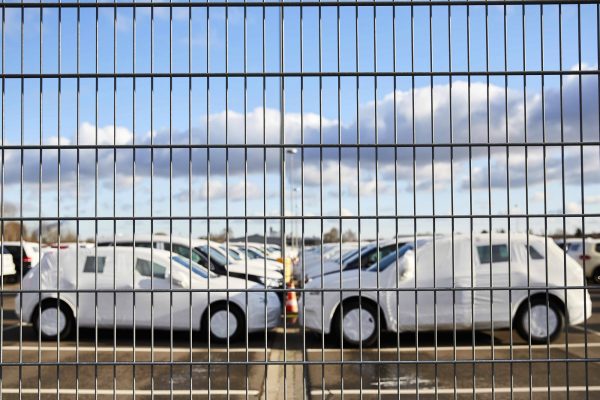 Η Γερμανία εντόπισε νέες «απαράδεκτες» συσκευές σε κινητήρες ντίζελ