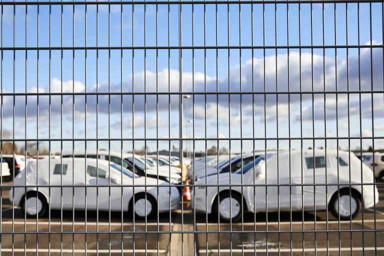 Η Γερμανία εντόπισε νέες «απαράδεκτες» συσκευές σε κινητήρες ντίζελ