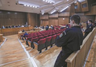 Κορυφή παγόβουνου απλώς η «βιομηχανία μηνύσεων»!