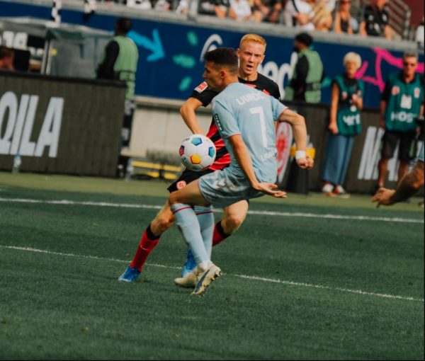 Γλύτωσε την ήττα στο 87′ η Άιντραχτ (1-1)