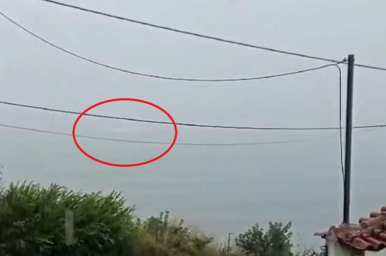 Σε εξέλιξη οι έρευνες για τον χειριστή του ελικοπτέρου που κατέπεσε στην Εύβοια – Σε ποιον επιχειρηματία ανήκε