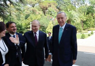 Ερντογάν σε Πούτιν: «Είμαστε πολύ ευχαριστημένοι – θα φτάσουμε το διμερές μας εμπόριο στα 100 δισ. δολ.»