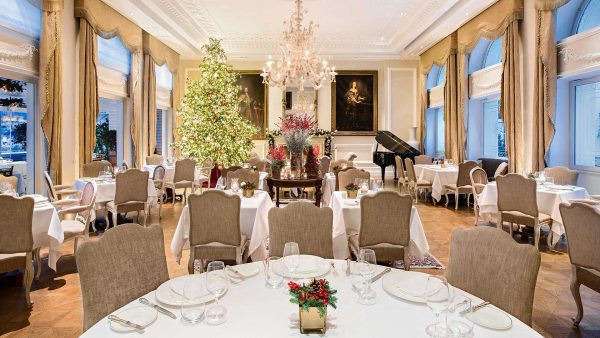 Αντιδρούν οι ξενοδόχοι στην αύξηση του φόρου διαμονής που εξαγγέλθηκε στη ΔΕΘ