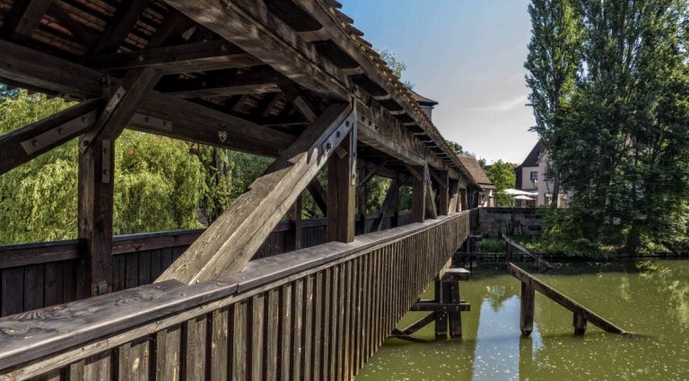 Γερμανία: Ρώσος πέταξε από γέφυρα ένα 10χρονο παιδί γιατί μιλούσε ουκρανικά