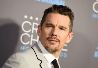 Ίθαν Χοκ: Σκηνοθετώντας την κόρη του