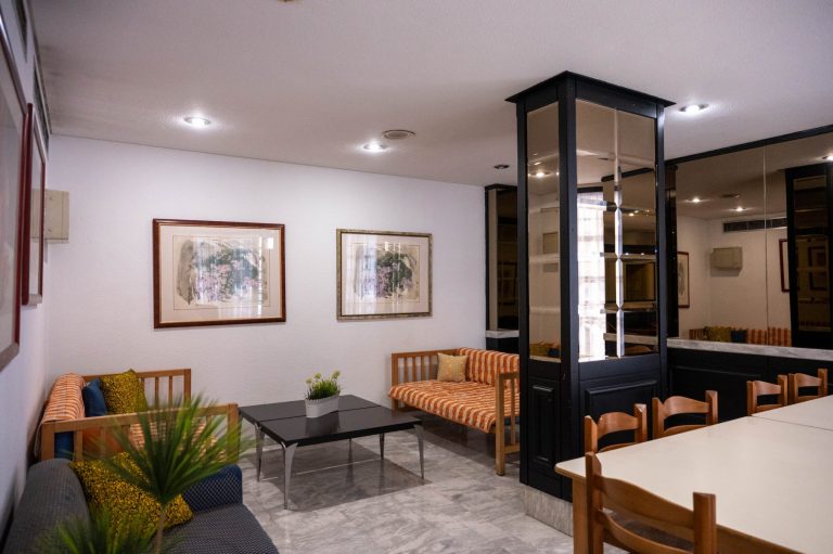 Δήμος Αθηναίων: Σε νέο χώρο λειτουργεί ο Ξενώνας Φιλοξενίας Γυναικών θυμάτων βίας και των παιδιών τους