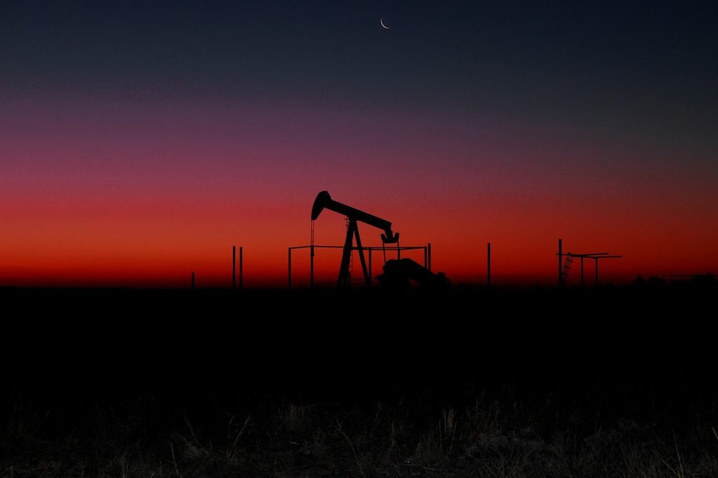 Πετρέλαιο: «Πρόσω ολοτάχως» για τα 100 δολάρια