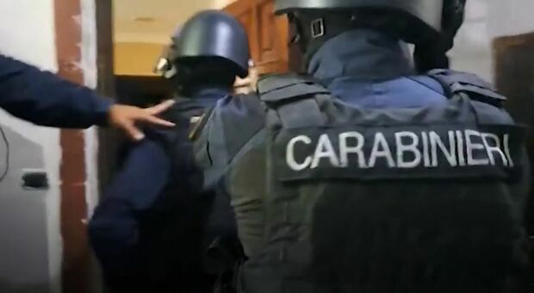 Ιταλία: Επιχείρηση κατά της μαφίας στο Καϊβάνο - Συμμετέχουν πάνω από 400 αστυνομικοί