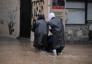 Κακοκαιρία Daniel: Συνολικά 1.500 κλήσεις στο Κέντρο Επιχειρήσεων της Πυροσβεστικής – 350 διασώσεις και απομακρύνσεις ατόμων