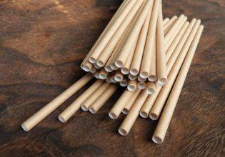 Χάρτινα καλαμάκια: Παγκόσμια ανησυχία για την χρήση τους – Πότε γίνονται επικίνδυνα